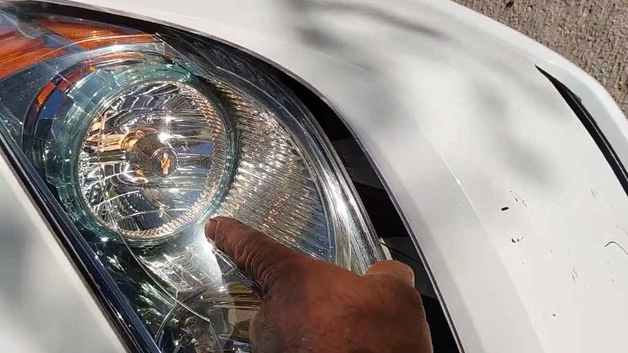 2008 & up Chevy Malibu Head light bulb replace