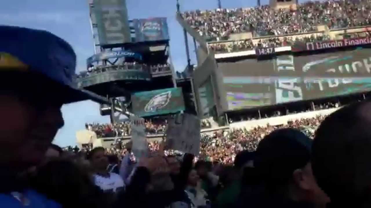 Josh Huff 107 kickoff return! Longest in Eagles history!