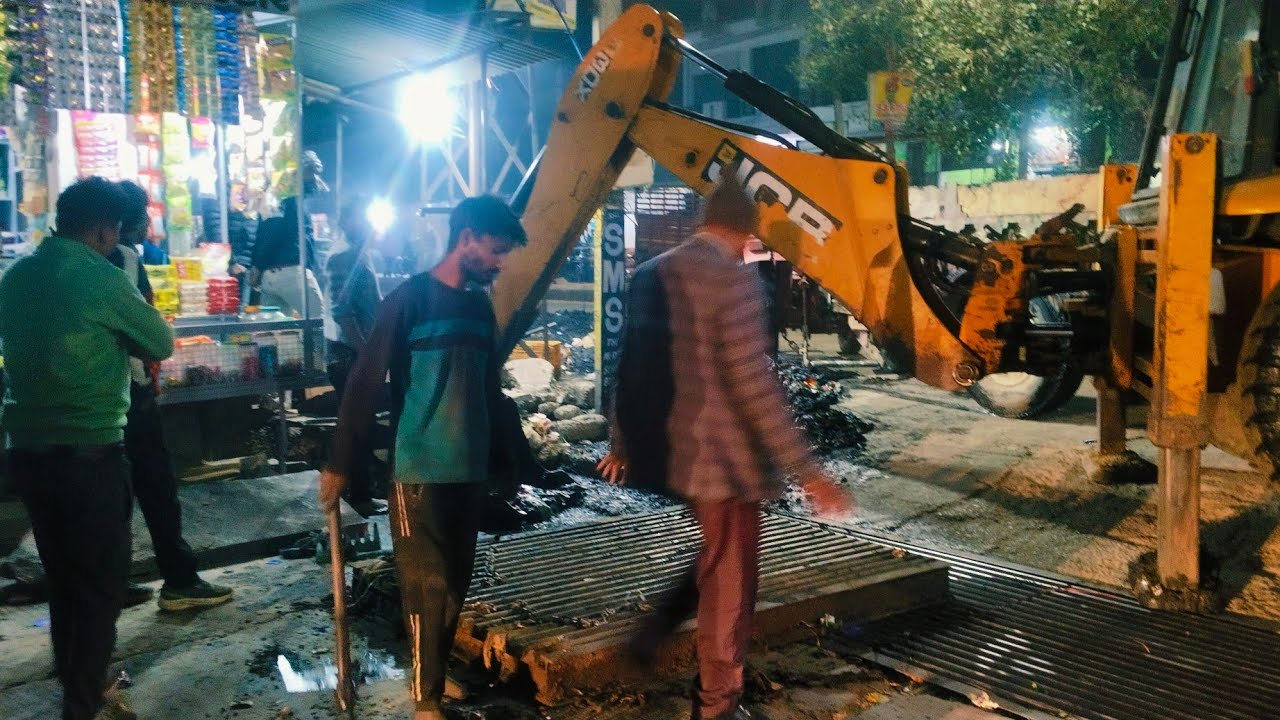 झुंझुनू में यहां नगर पालिका प्रशासन द्वारा देर रात तक सफाई व्यवस्थाजारी nagarpalika