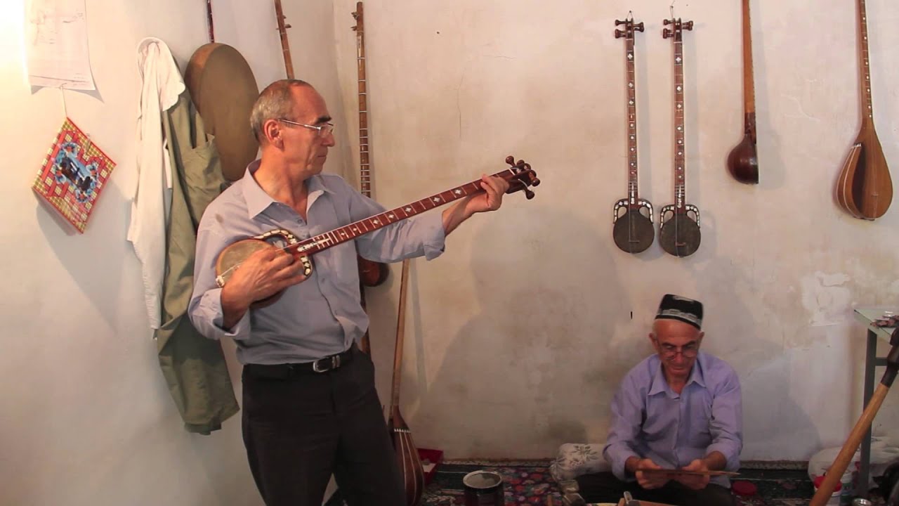 Rubab player, Shakhrisabz, Uzbekistan