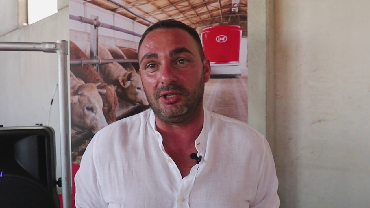 Lely Vector Bovini Carne - PORTE APERTE AZ. AGR. PIEVE DI NODARI