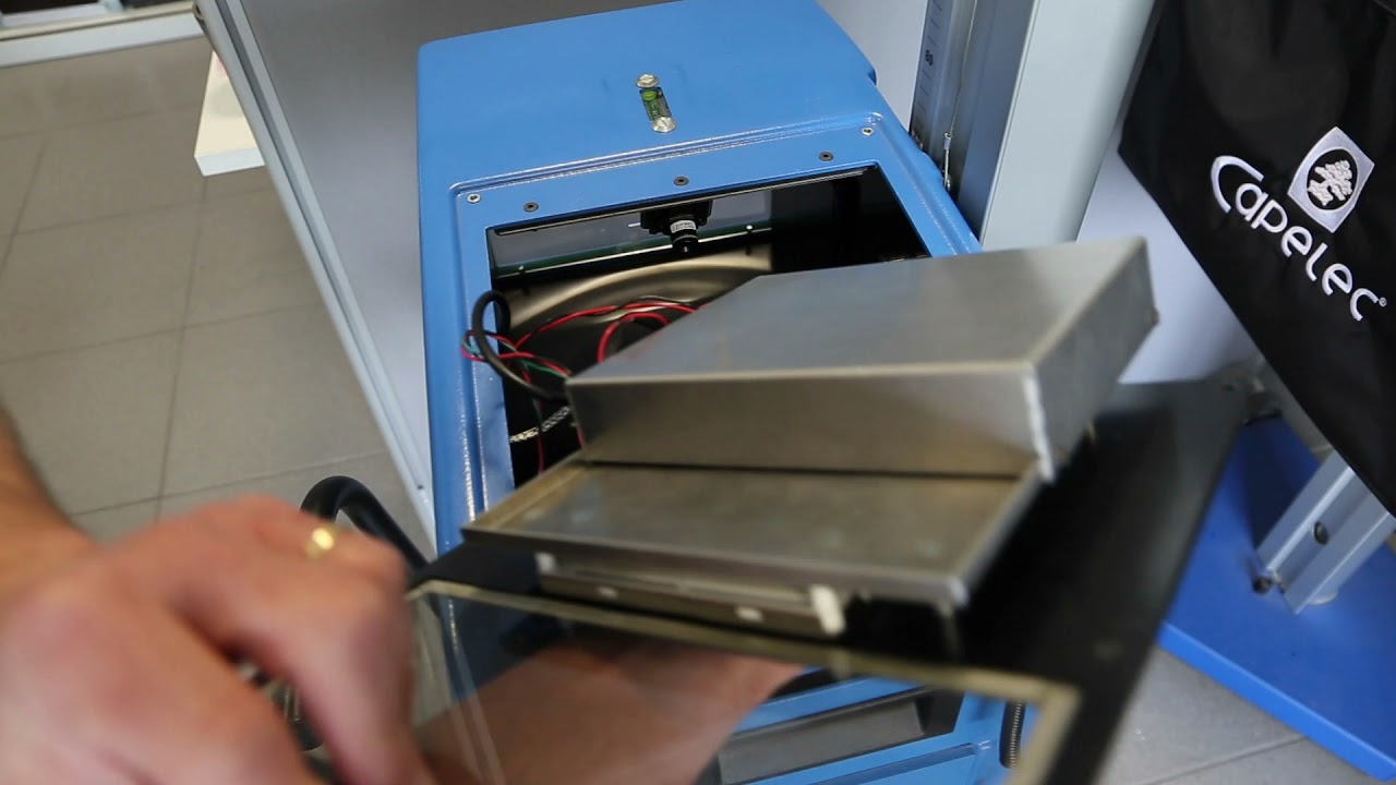 Remplacement de la caméra d'un réglophare - Replacement of a headlamp tester's camera