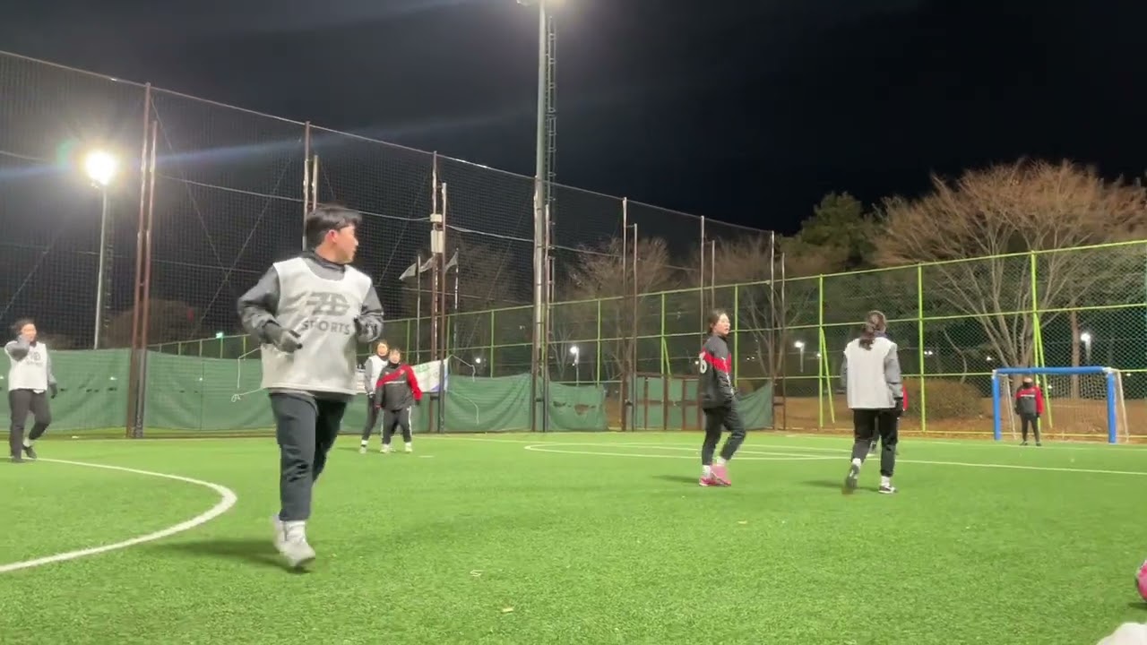 26.1.13 여자풋살 친선전 vs 서른즈 5쿼터