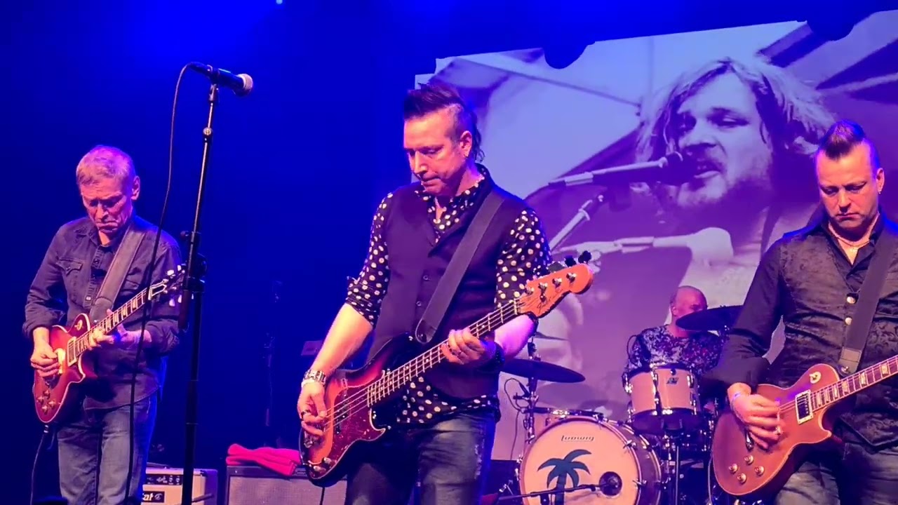 Black Devils featuring Ile Kallio  - Honey I'm Leaving, live 2023.