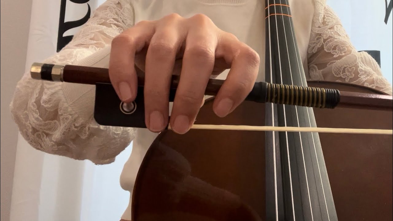 How to hold a Cello bow- A natural Relaxed bow hold