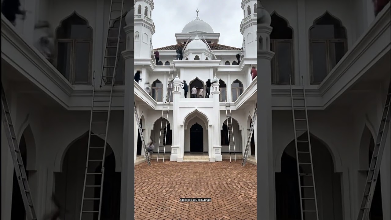 Ada kepedulian masyarakat dibaliknya. 