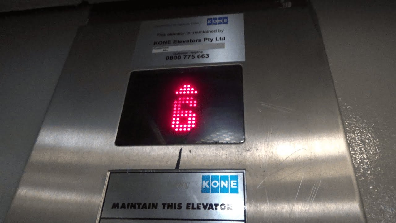 Knackered Chime! | 1998 KONE MonoSpace MRL @ The Newmarket Carpark, Newmarket, Auckland (Lift 3)