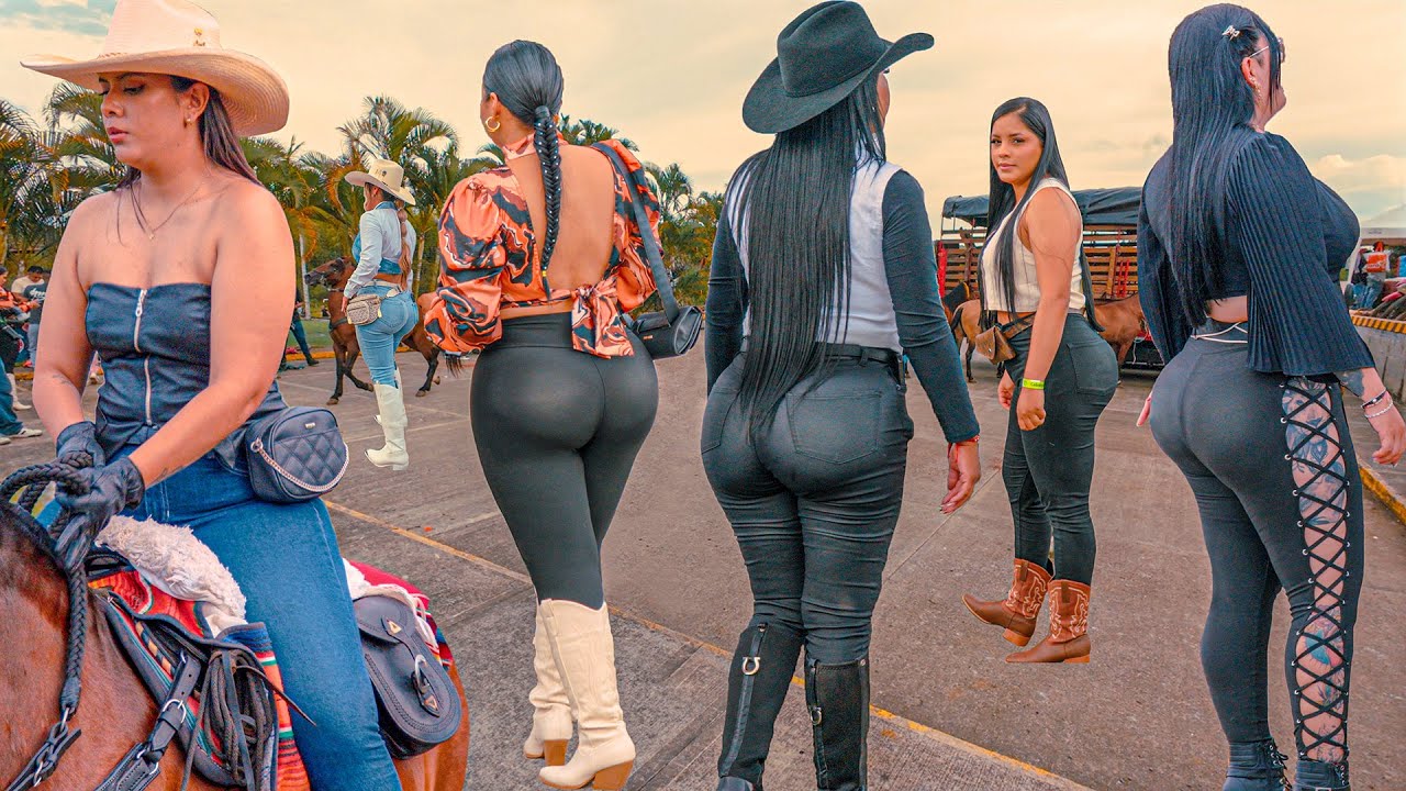 Only Beautiful Women in the Amazing Rodeo 😍 Horses and Cowgirls Everywhere 🐴