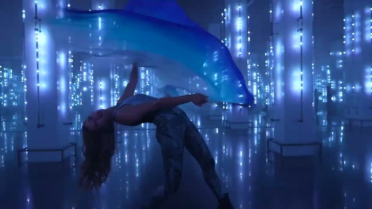Museum Fiasco at AREA15 Las Vegas | Light, Sound & Mirror Art Installation