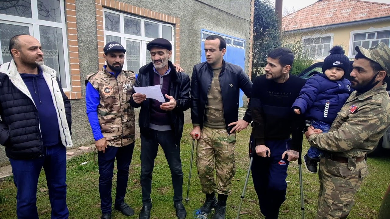 Sehid Zaurun qazi dostlari