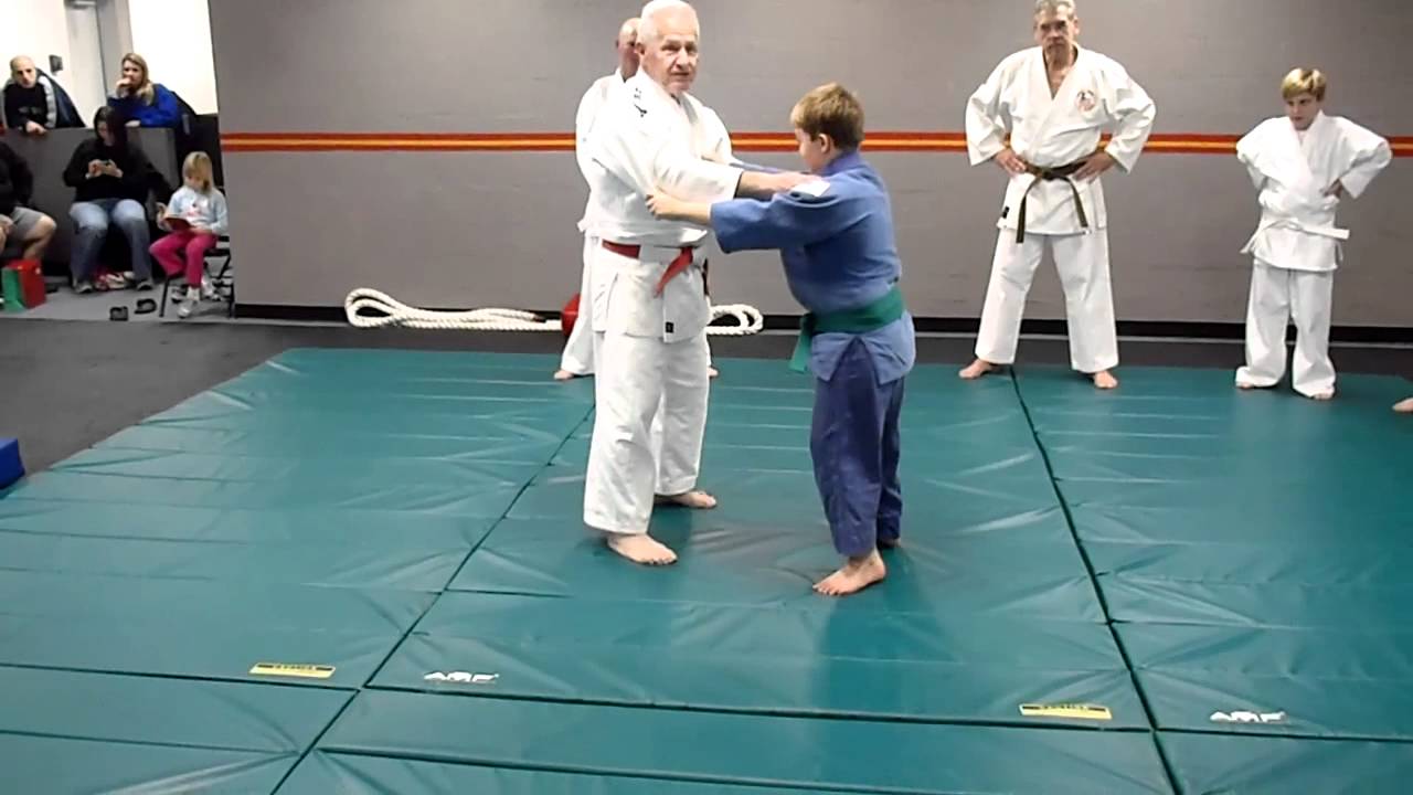 De Ashi Barai, Sensei Ryan 7th Dan