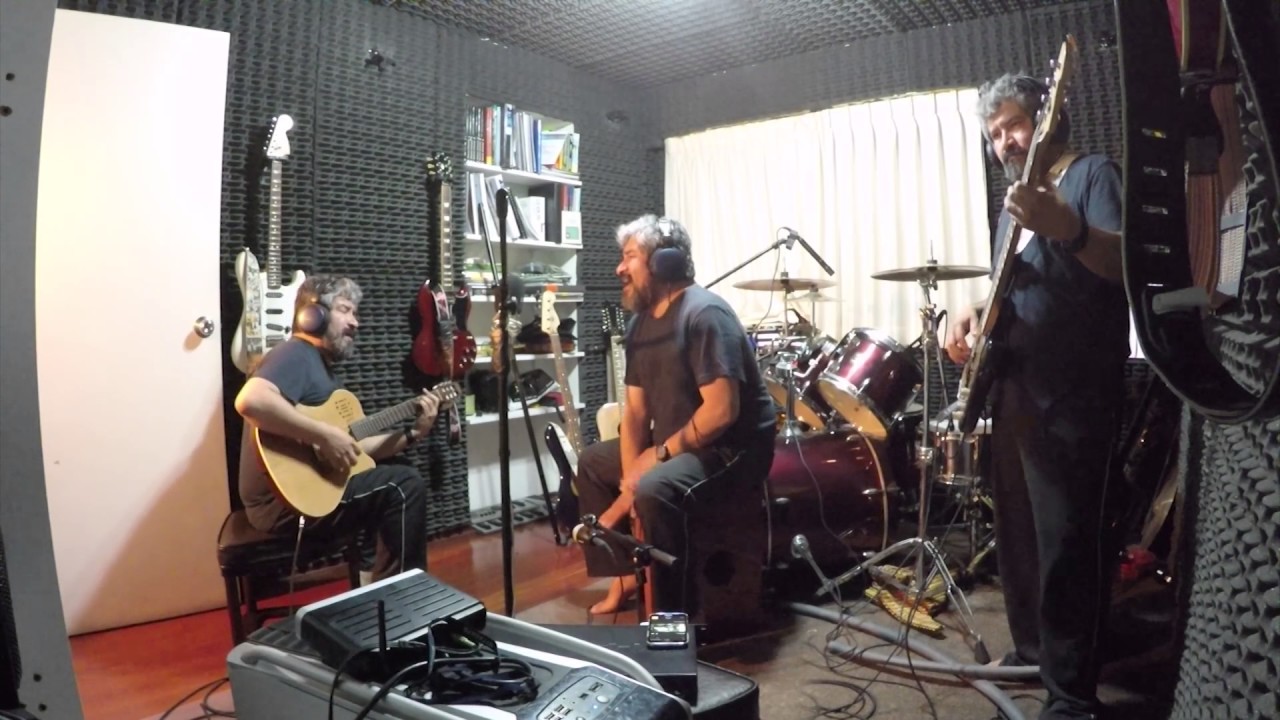 Cariño Bonito - Cover (Avilés - Cavero)