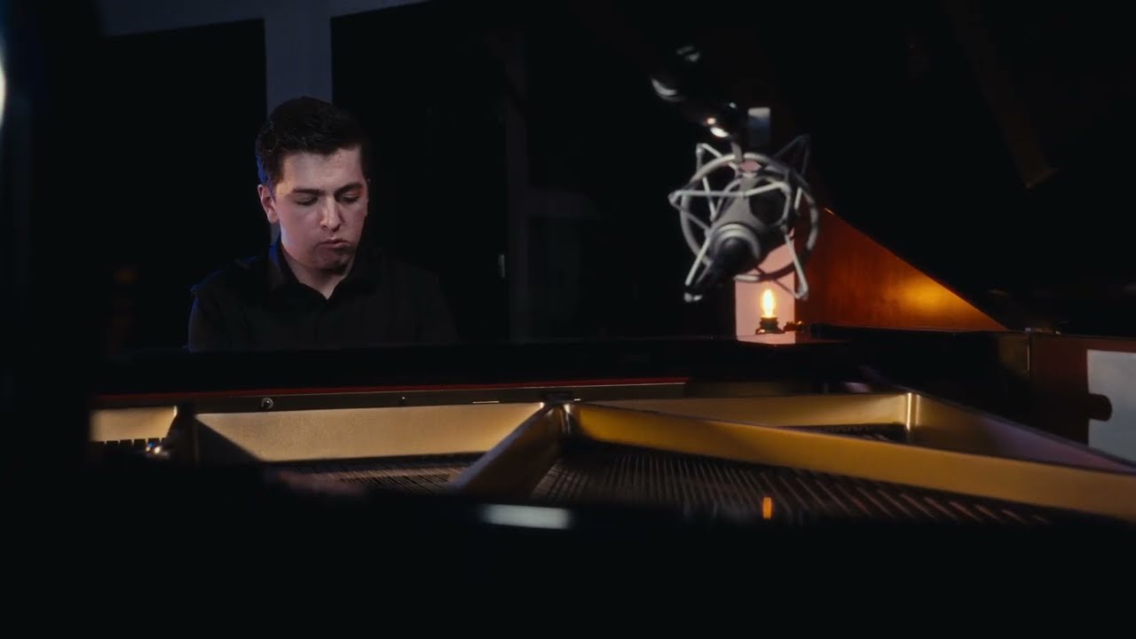 Mozart's Piano Sonata No.12 in F major, K.332 (3rd movement) performed by Jason Kirchner / OMF