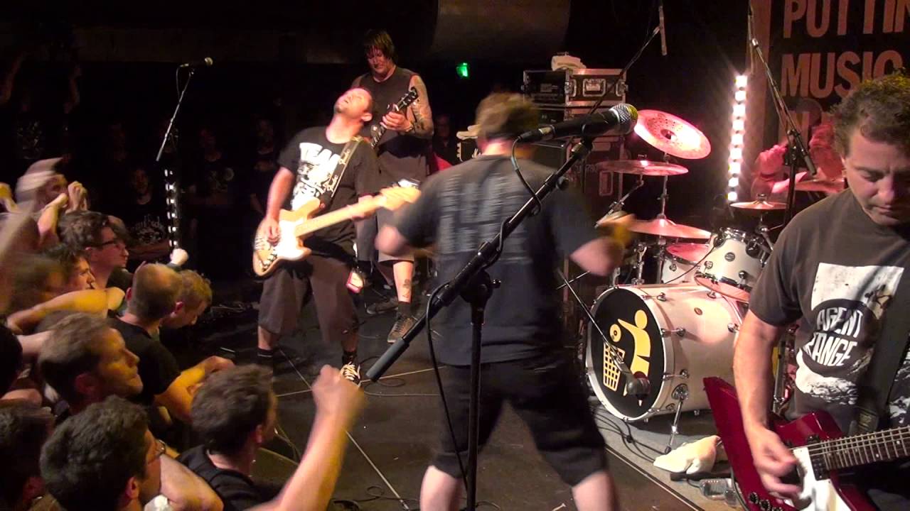 LAGWAGON  -  Mr. Coffee  [HD] 20 JUNE 2012