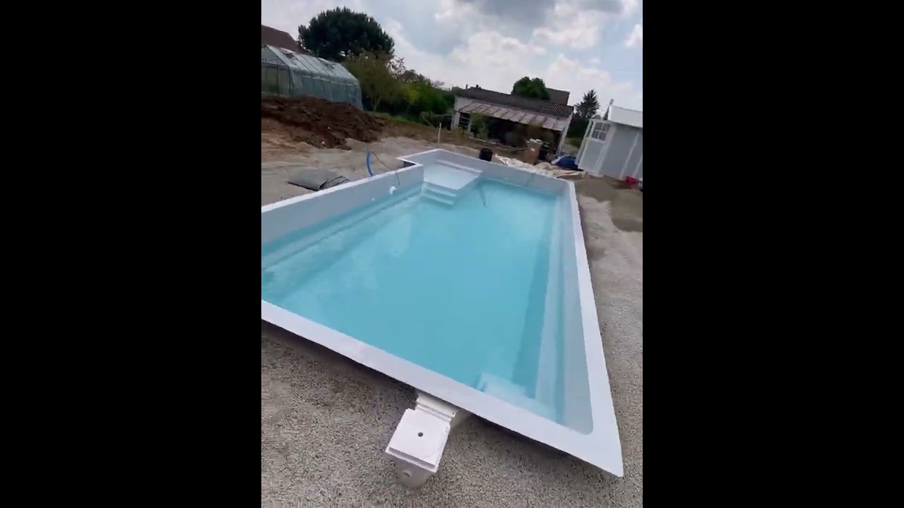 Installation  d une piscine coque alliance piscines larimar  New 2022