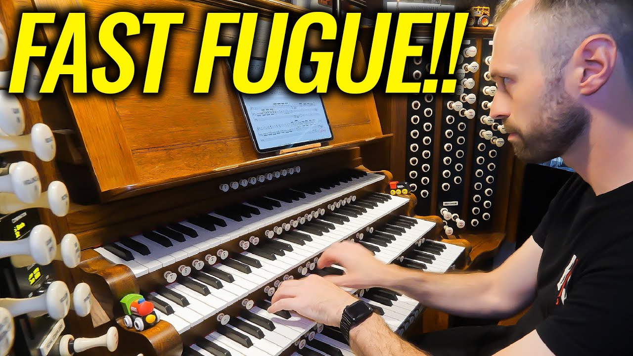 🎵 JS Bach - Prelude and Fugue in D Major BWV 532 // Richard McVeigh