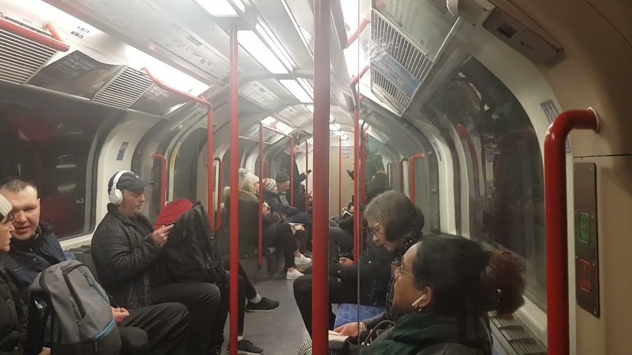 Central line 1992 Stock Stratford To Mile End