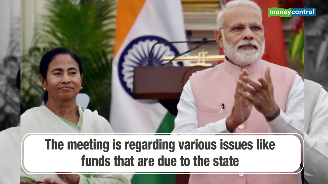 Mamata Banerjee runs into PM's wife at Kolkata airport before boarding flight to meet Modi