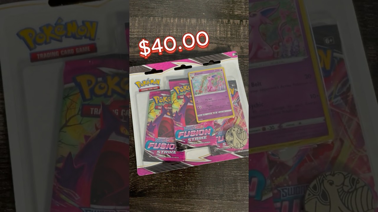 Opening Pokemon Sword and Shield Fusion Strike 3 pack Blister.