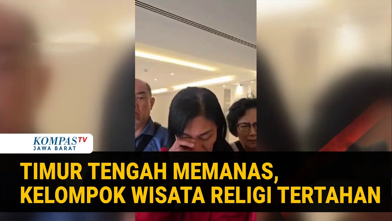 Kelompok Wisata Religi Asal Surabaya Tertahan Dampak Timur Tengah Memanas