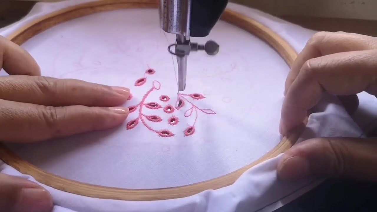 Cut Work Embroidery. Free motion vintage treadle sewing machine .Lesson 3