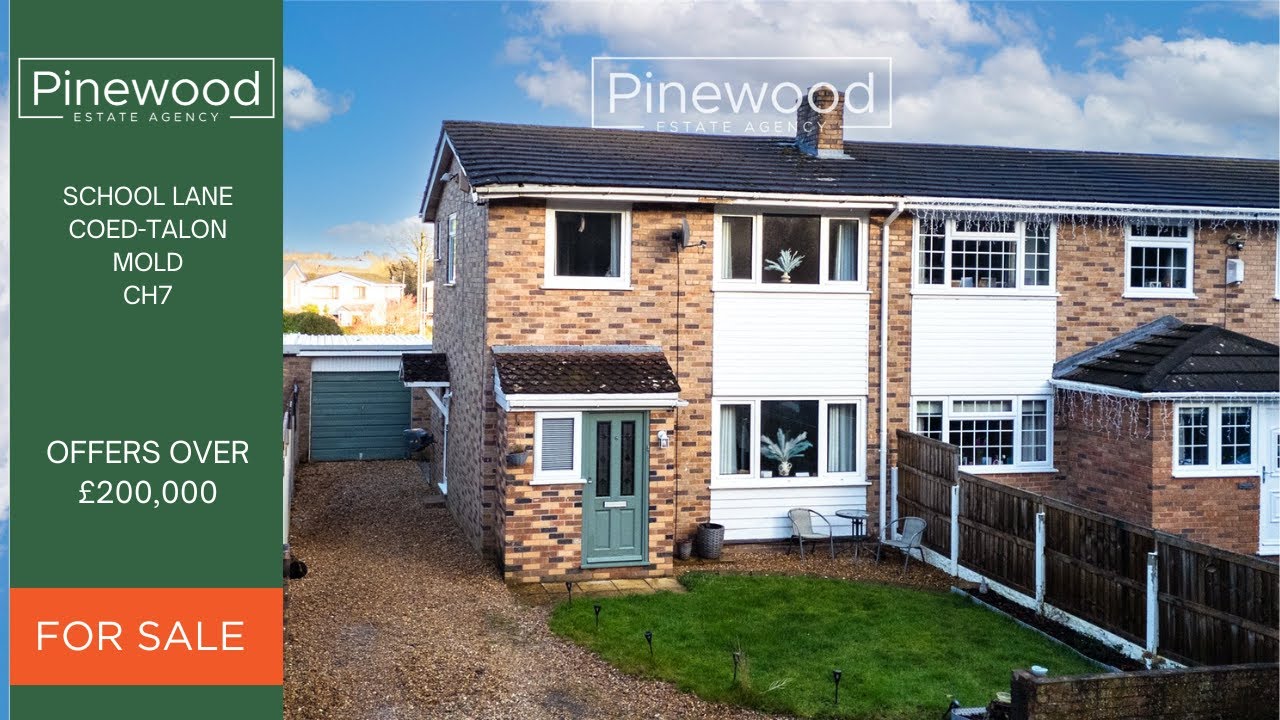 School Lane, CH7 4UB Offers Over £205,000