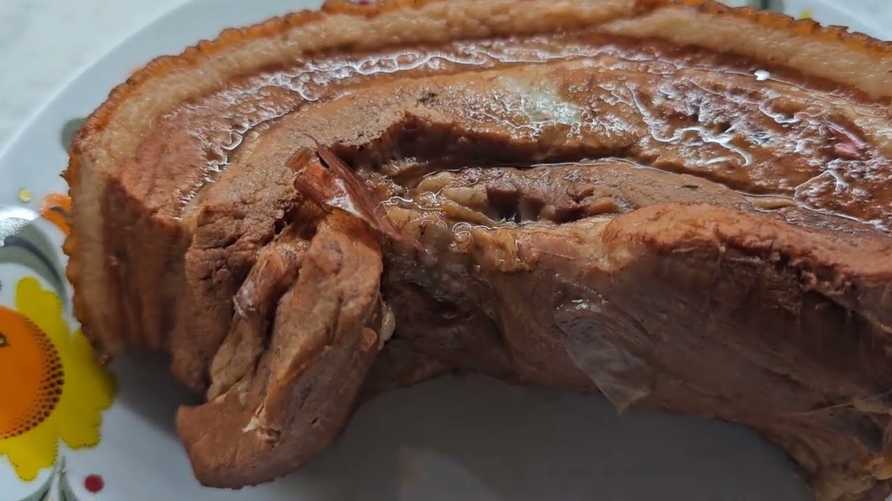 Это мясо на праздник 8 марта.
