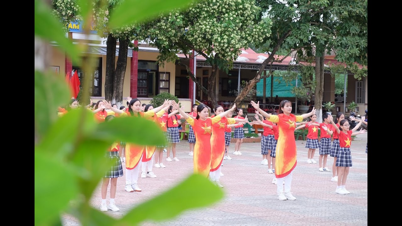 Dân vũ: XINH TƯƠI VIỆT NAM-  Trường Tiểu học Võ Thị Sáu-  Vĩnh Linh-  Quảng Trị