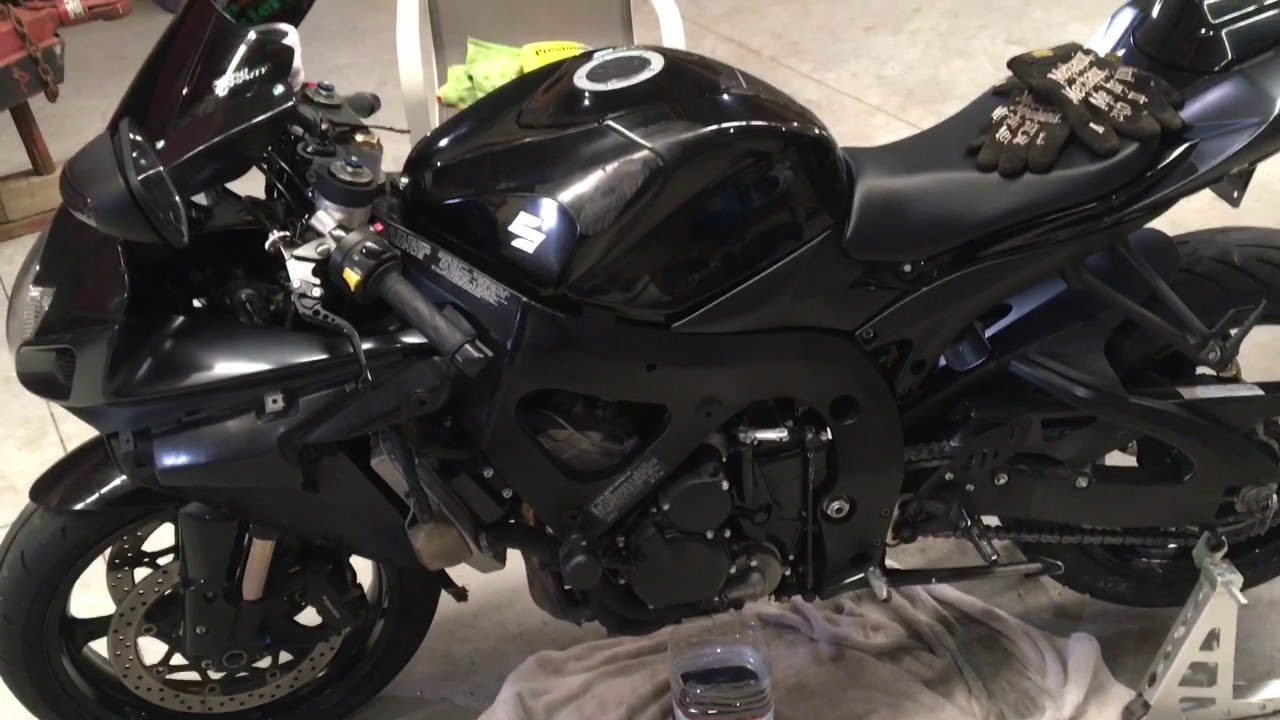 2006-2007 GSXR 600/750 Changing Coolant