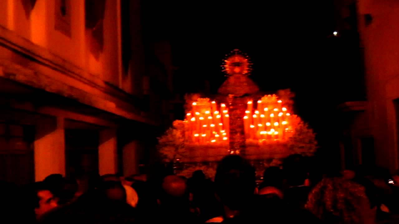 ALCALA DEL RIO. SALIDA EXTRAORDINARIA DE NUESTRA SEÑORA DE LOS DOLORES EN SU SOLEDAD CORONADA