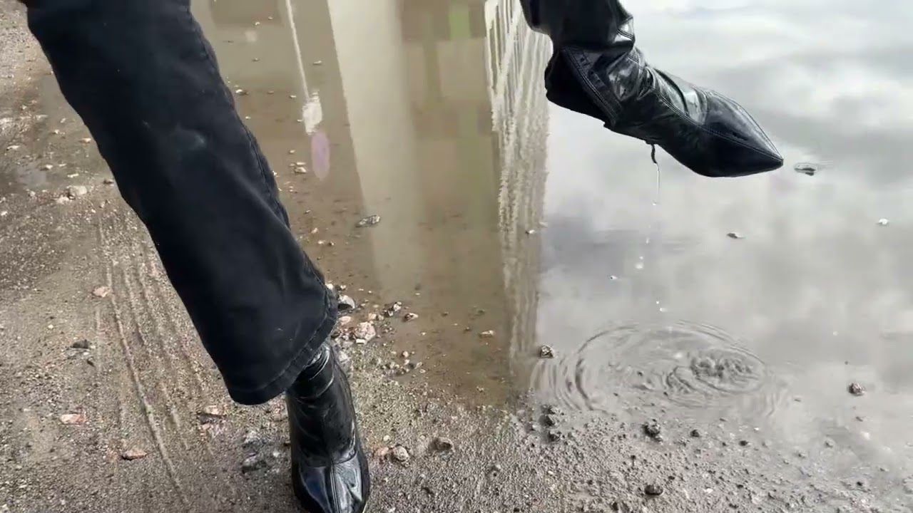 Water inside boots, wet boots, wet high heels, wet feet, high heeled boots, walk on puddles, wet