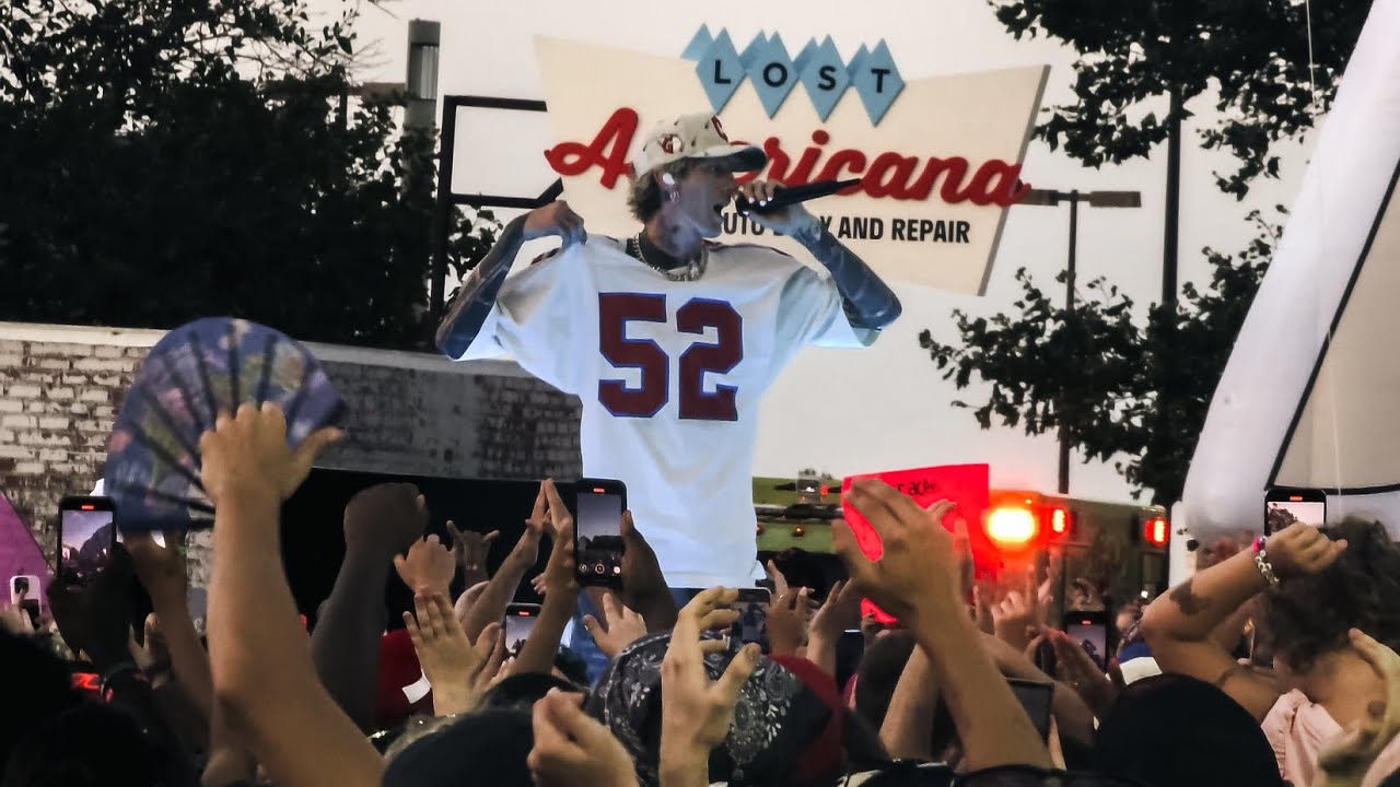 Machine Gun Kelly 