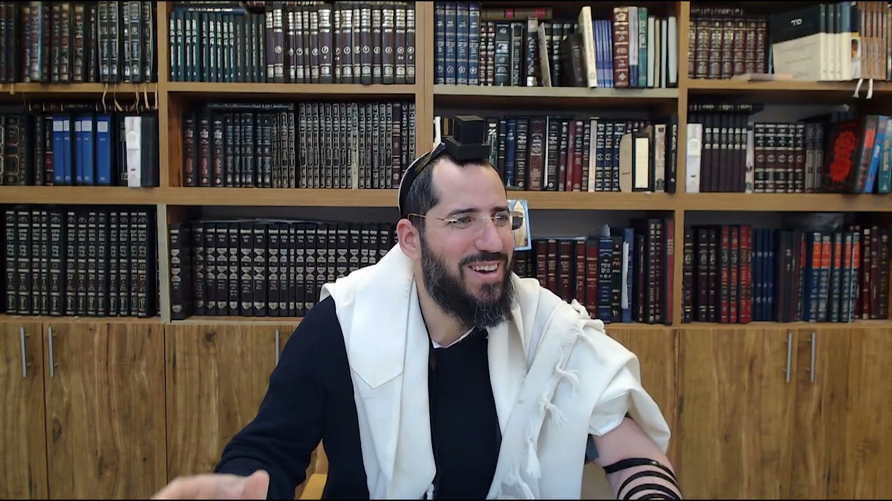 הלכות תלמוד תורה, חייב האב לשכור מלמד לבנו יו