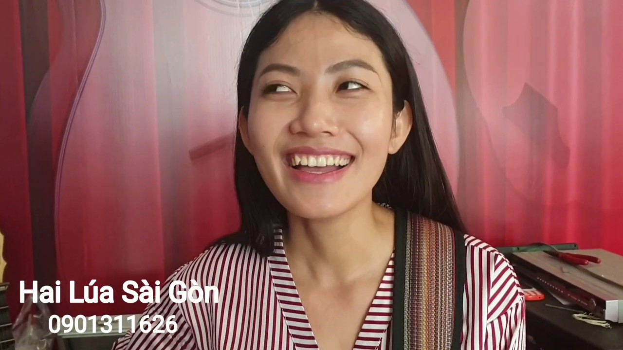 VĂN PHƯỢNG ôm đàn, tâm sự về niềm đam mê ghita phím lỏm, nghe mà muốn rơi nước mắt.