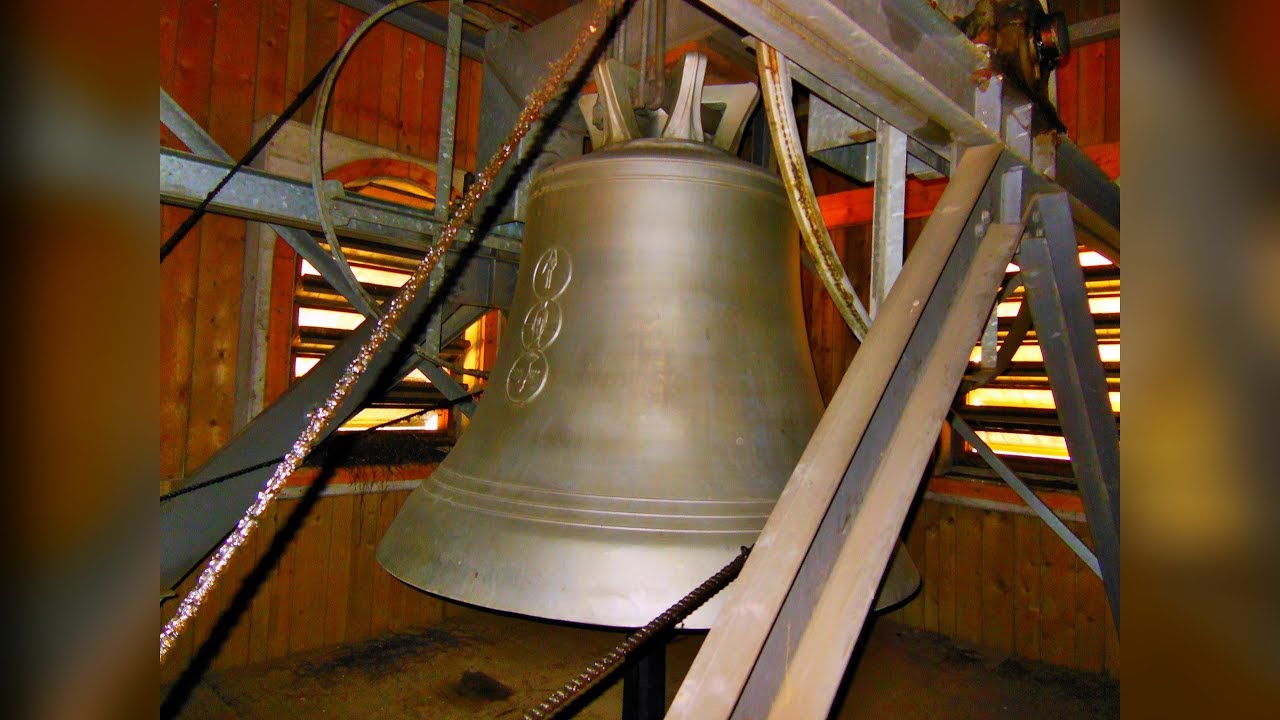 Dießen am Ammersee (D) Die Glocken des Marienmünsters