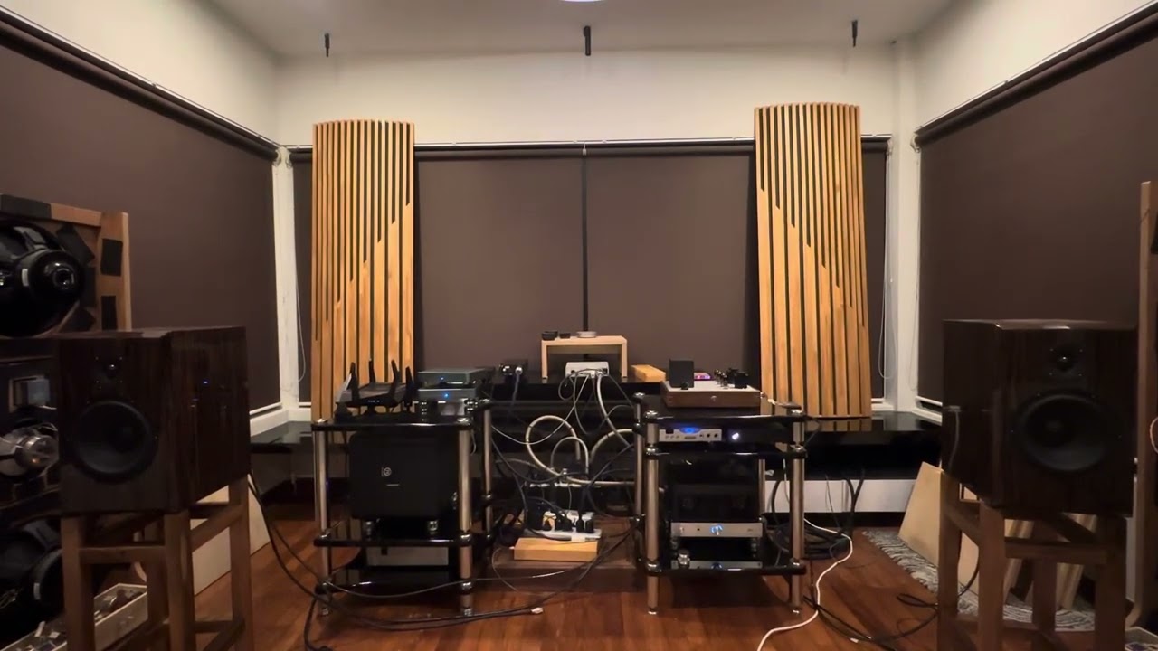 Elekit TU 8900 ( fully upgraded), Chord TT2 and Alexandria Audio monitor