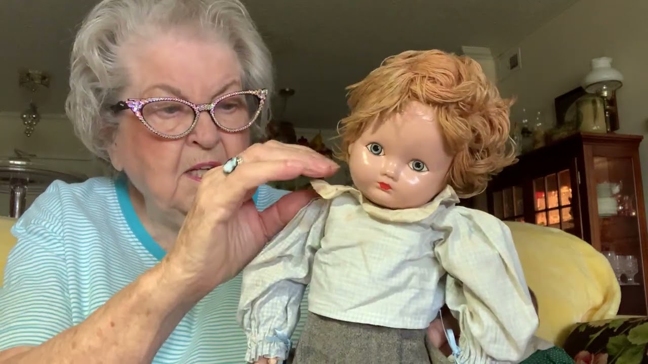 #44.  VINTAGE DOLLS