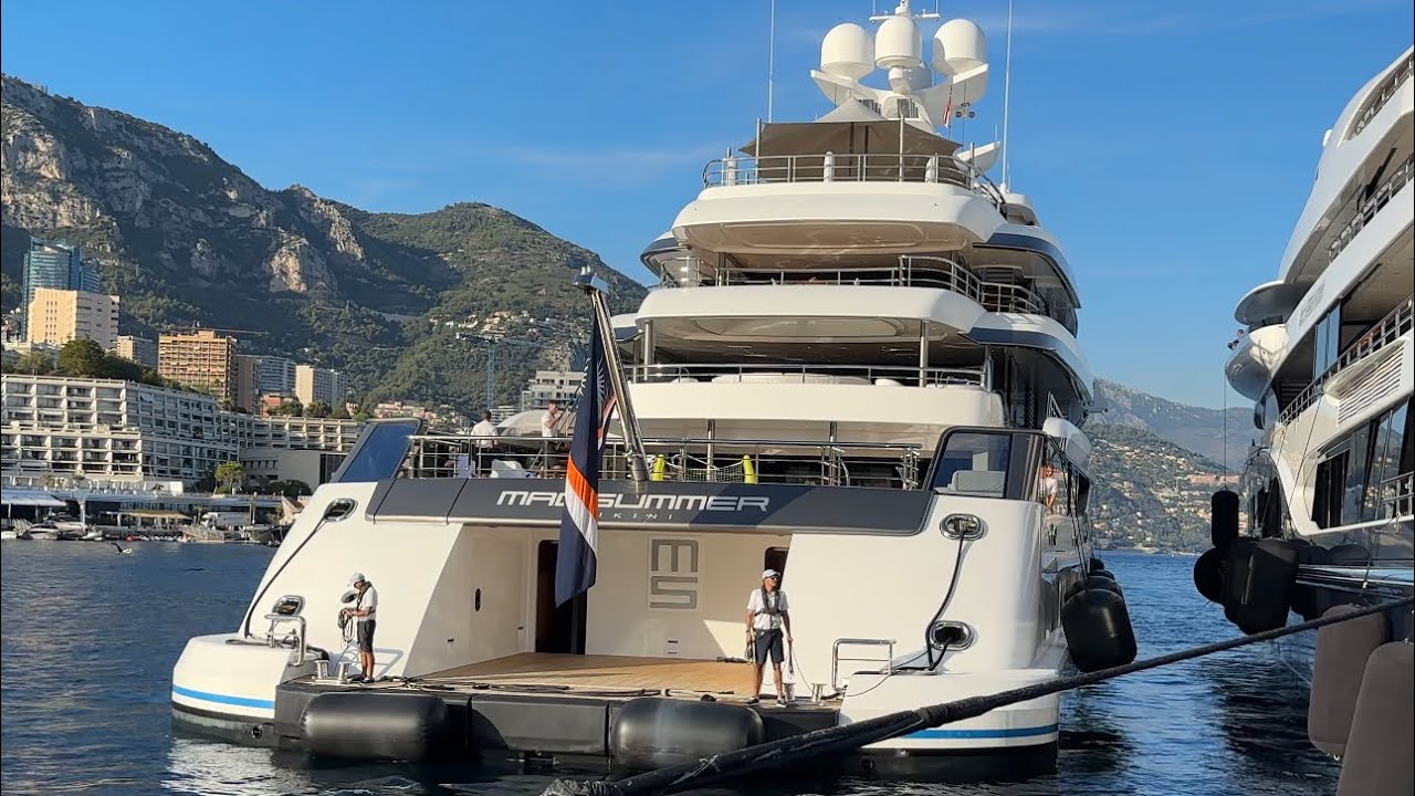 EXQUISITE 311'8 FT MADSUMMER LUXURY CHARTER YACHT FULL DOCKING MANEUVER MONACO MARINA@emman25MC
