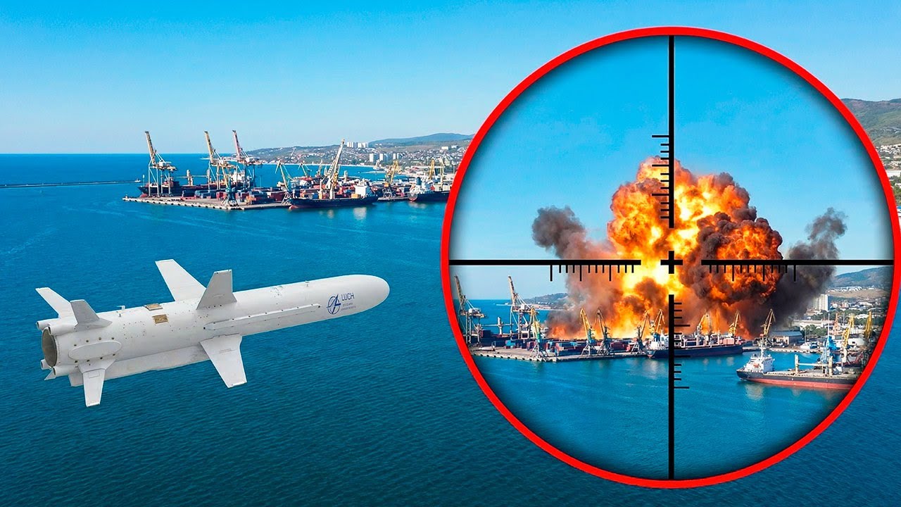 Misil Neptune PULVERIZA Puerto Ruso de $600 Millones – Y ESTO Fue lo que Pasó…