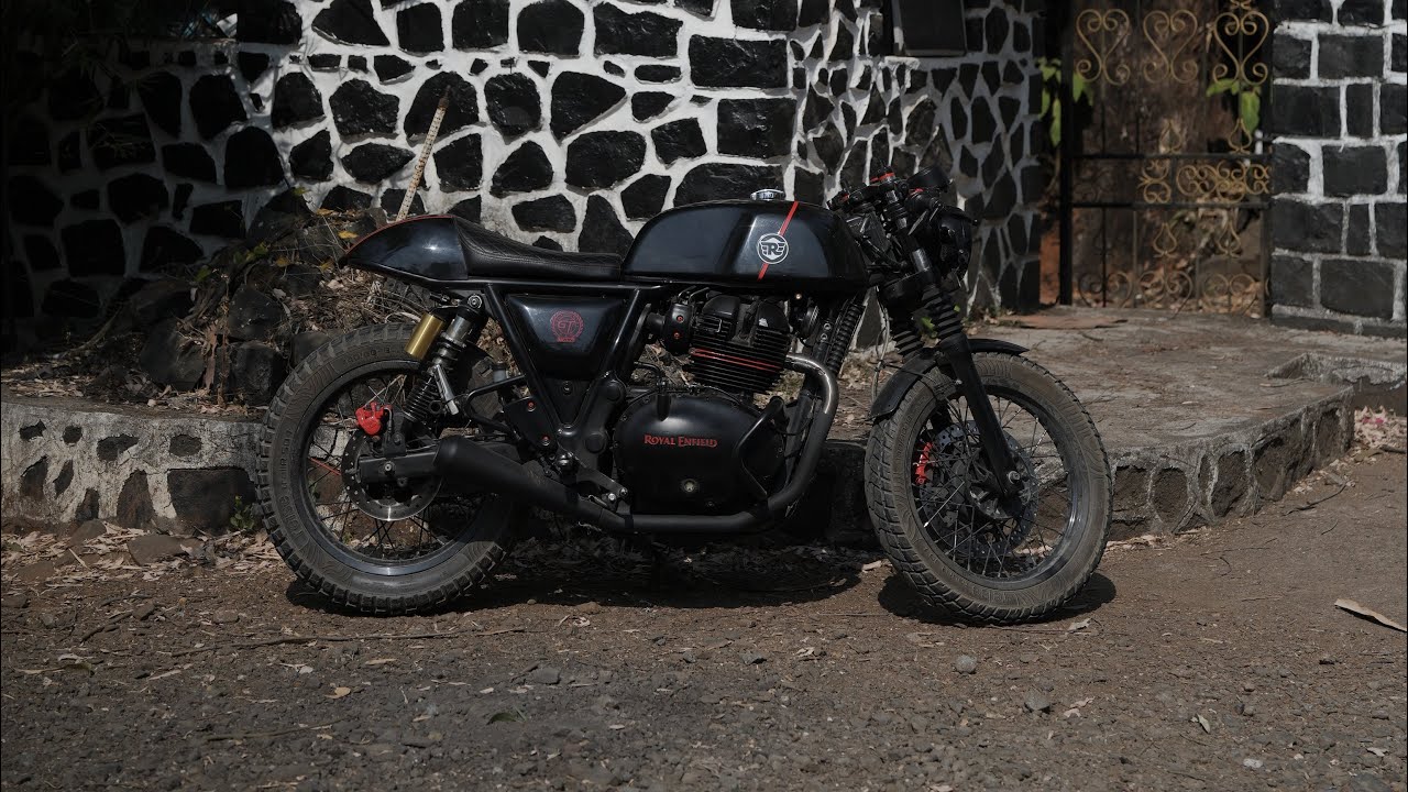 GT BOYZ pune collaborate with Royal Enfield 