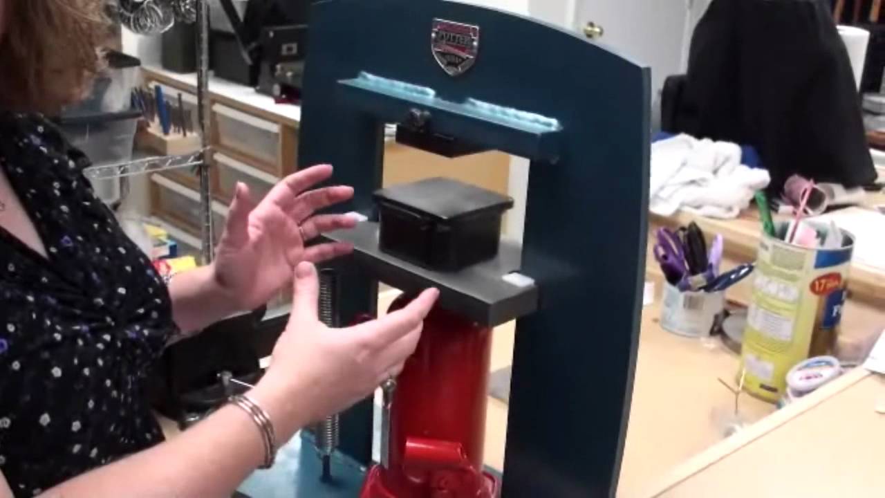 Using Pancake Dies in the Hyrdaulic Press.wmv