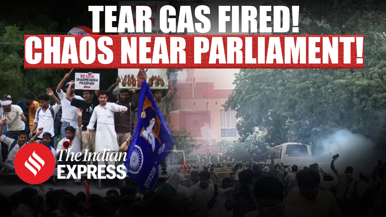 Tear Gas Fired Near Parliament as CJP Protest Escalates in Delhi | Parliament March | Sansad March
