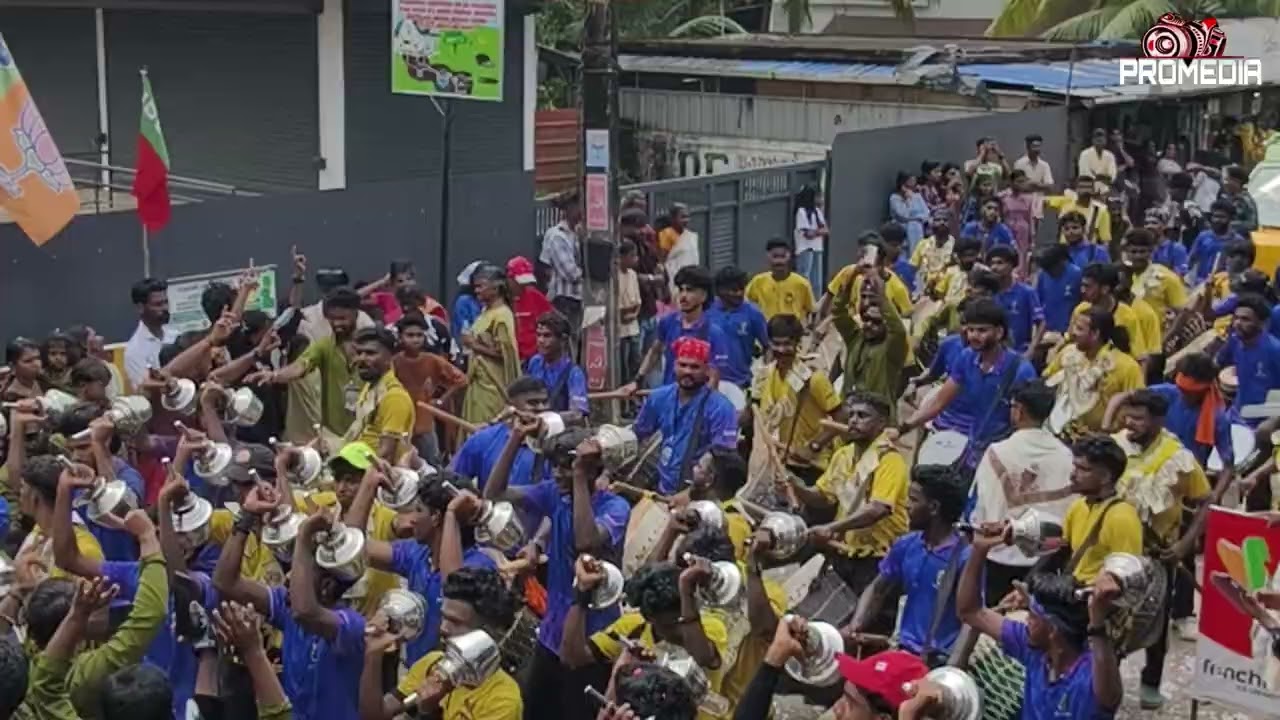 BTK 💙VS YTK💛 ഒരുമിച്ചപ്പോൾ, @കരുവന്തല വേല മഹോത്സവം 