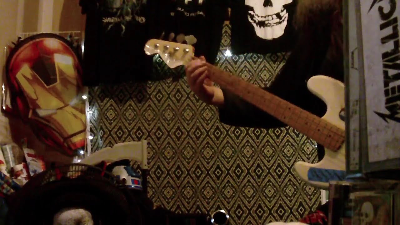 Metallica - The Frayed Ends of Sanity // Soundgarden - Holy Water (intro) - (HD) Bass guitar (demo)