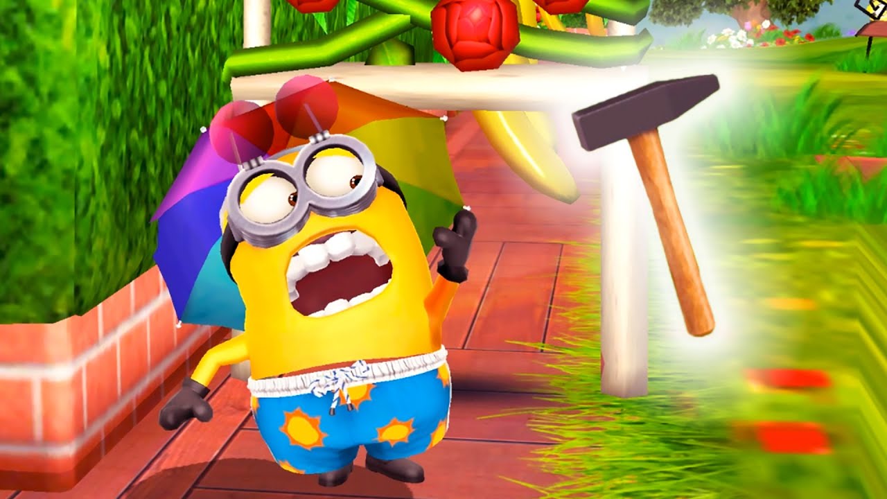 Beachgoer Minion collecting Hammers In Thanksminion Day Event