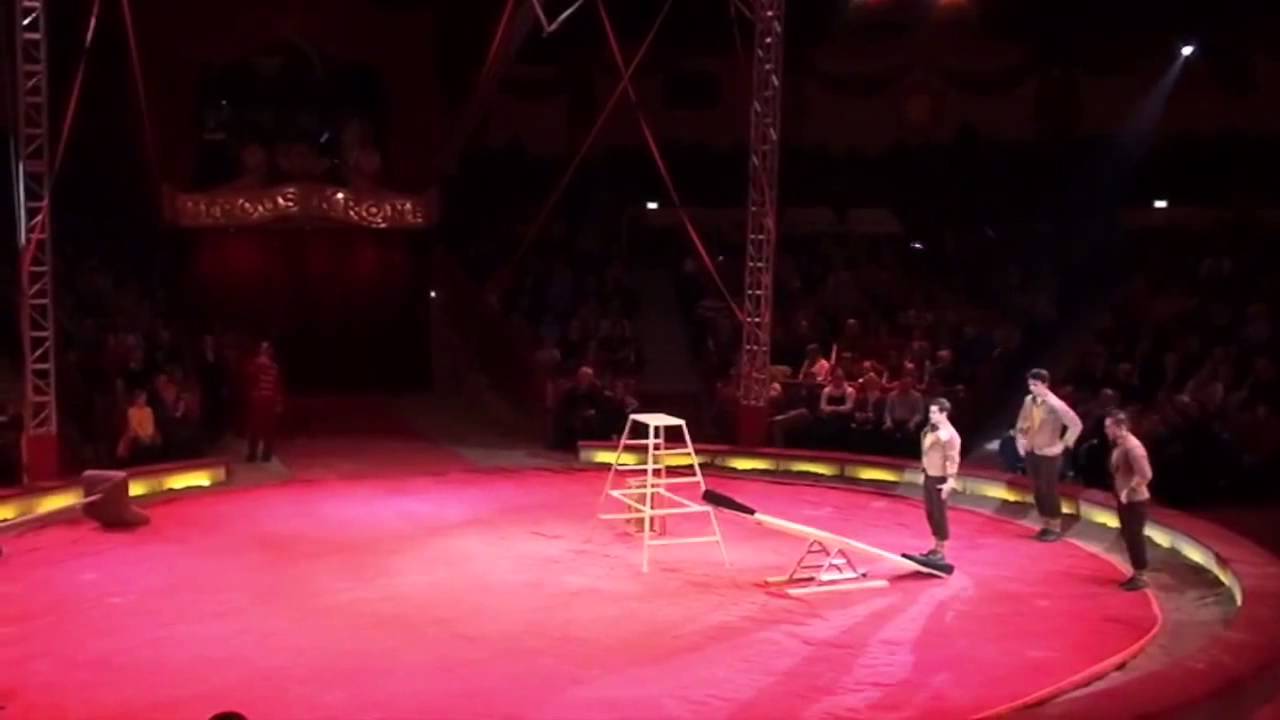 Trio BOKAFI   Circus KRONE