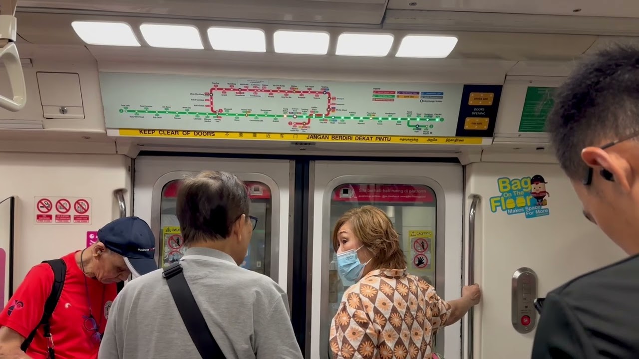 [Retired] SMRT Kawasaki Heavy Industries Kinki Sharyo C151 (115/116): Redhill to Outram Park.