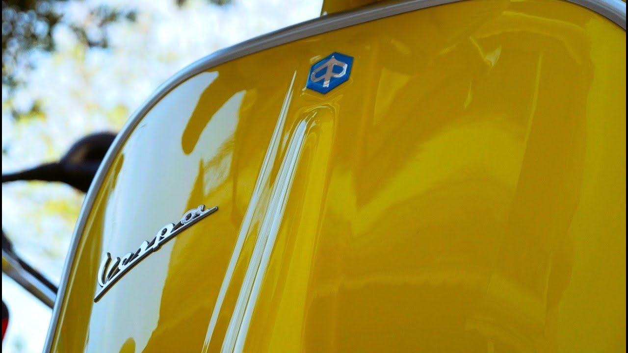 Vespa 50s restoration - Perfect paint job