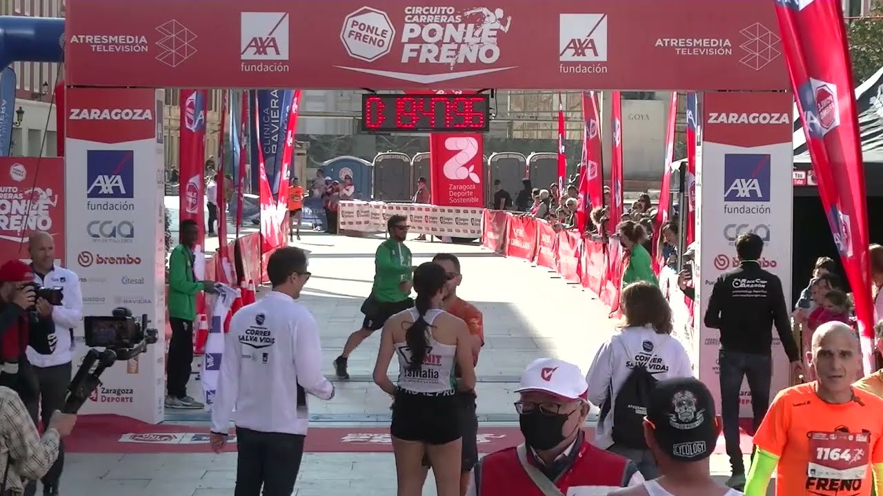 Llegada a meta 5k PONLE FRENO ZARAGOZA 19,58