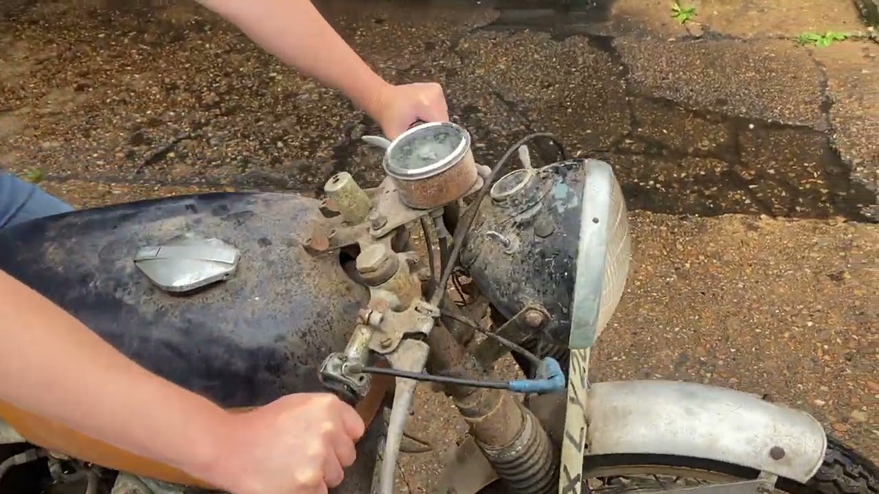 Velocette Thruxtonised 500 Venom
